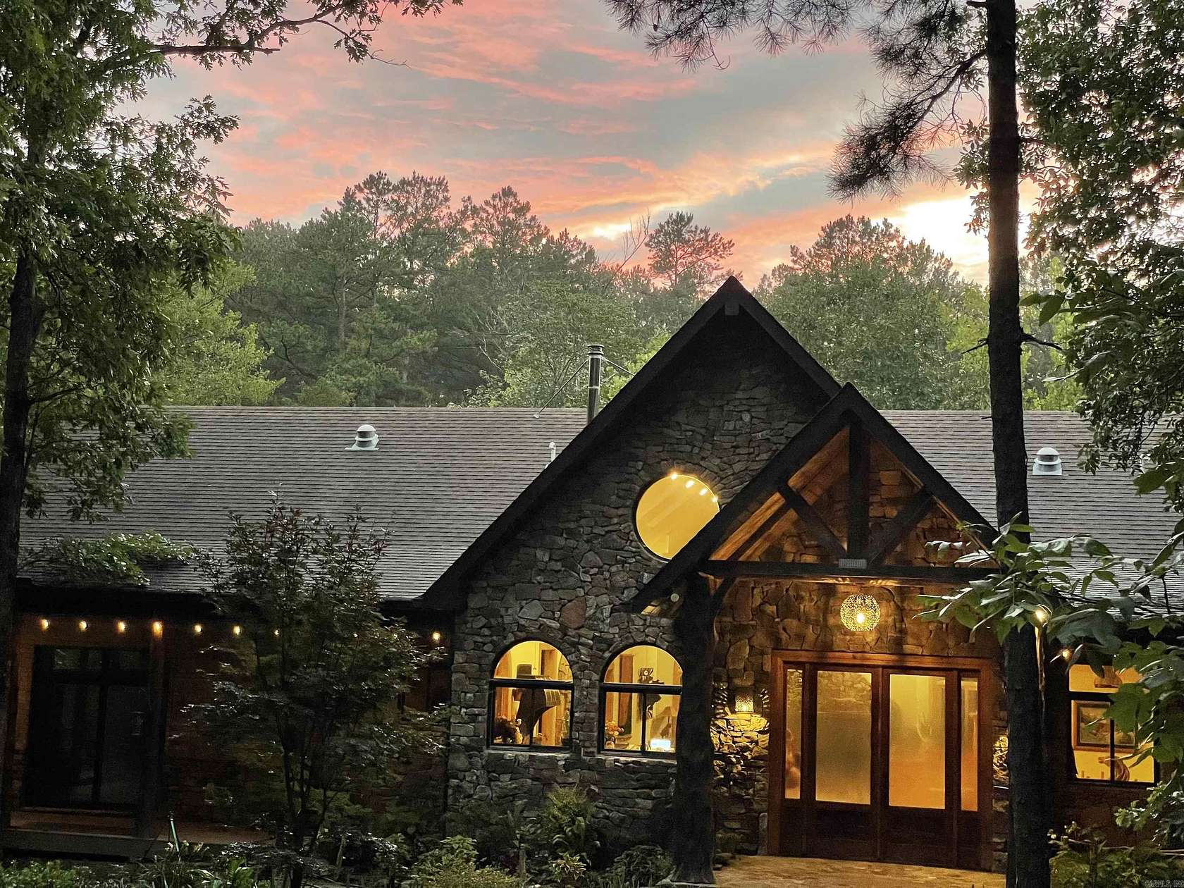 160 Acres of Land with Home for Sale in Mena, Arkansas