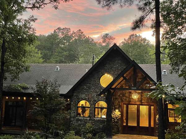 160 Acres of Land with Home for Sale in Mena, Arkansas