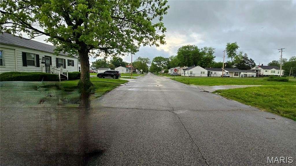 0.17 Acres of Residential Land for Sale in East St. Louis, Illinois