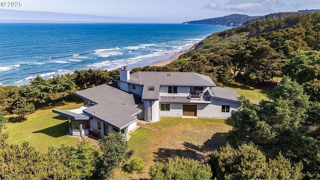 5.88 Acres of Residential Land with Home for Sale in Bandon, Oregon