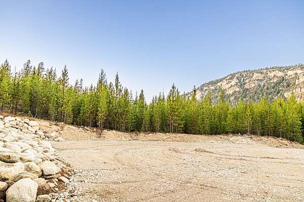 5 Acres of Residential Land for Sale in Anaconda, Montana