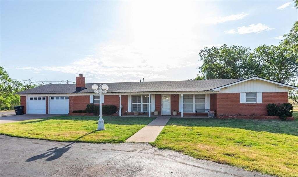 26.9 Acres of Agricultural Land with Home for Sale in Sweetwater, Texas