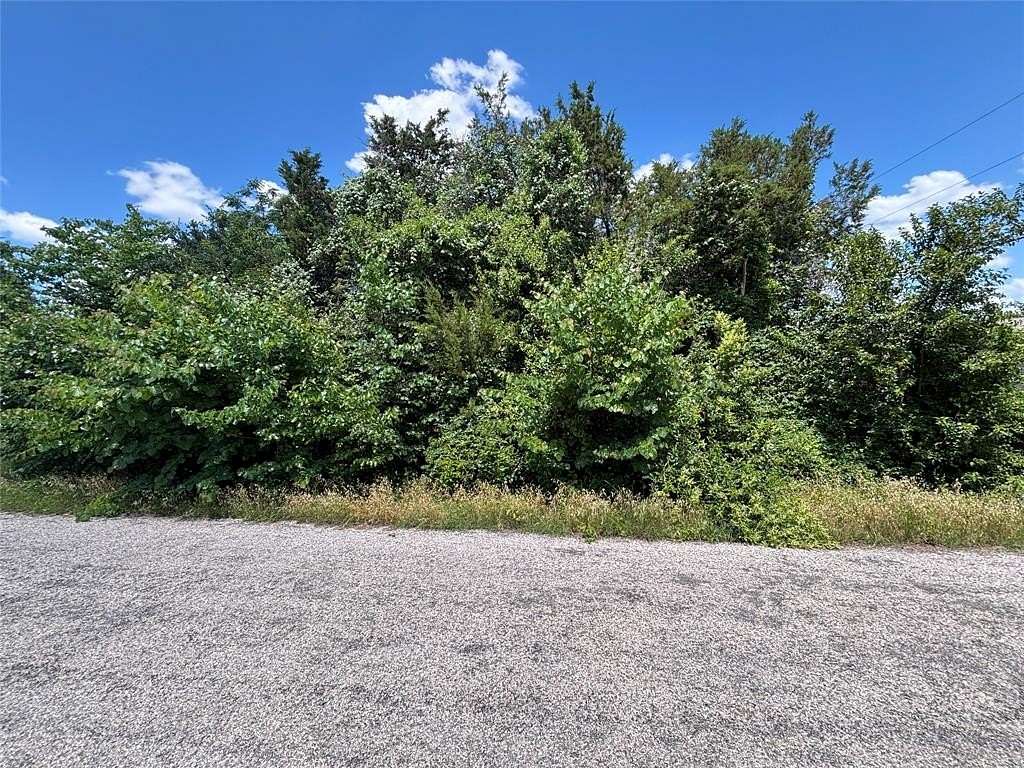 0.1 Acres of Residential Land for Sale in Granbury, Texas