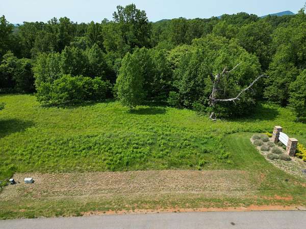 1.32 Acres of Residential Land for Sale in Vinton, Virginia