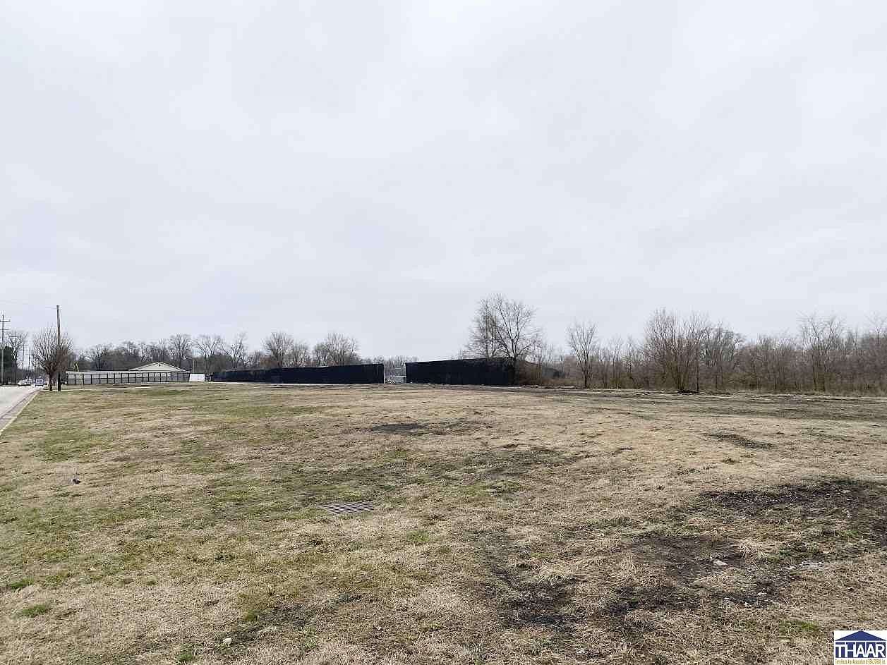 1.89 Acres of Commercial Land for Sale in Terre Haute, Indiana