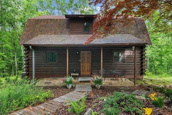 1.5 Acres of Residential Land with Home for Sale in Whitesburg, Georgia