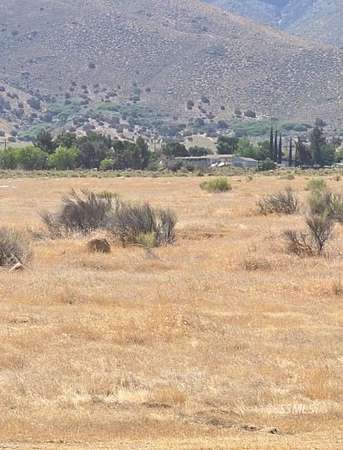 20.2 Acres of Land for Sale in Weldon, California