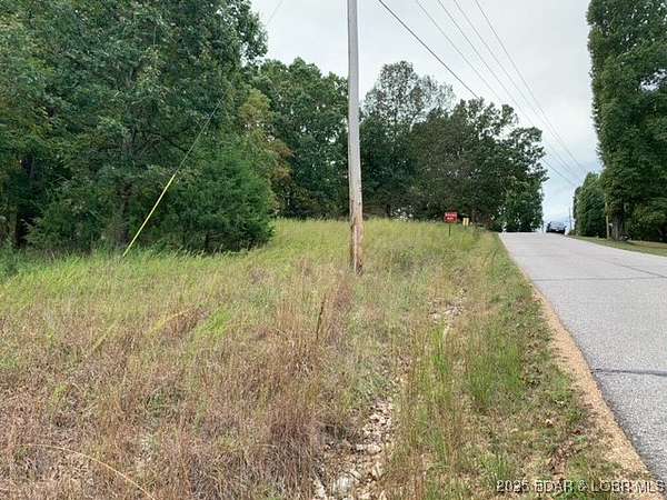 1 Acre of Residential Land for Sale in Camdenton, Missouri