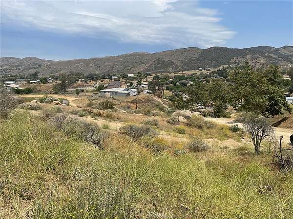 1 Acre of Residential Land for Sale in Moreno Valley, California
