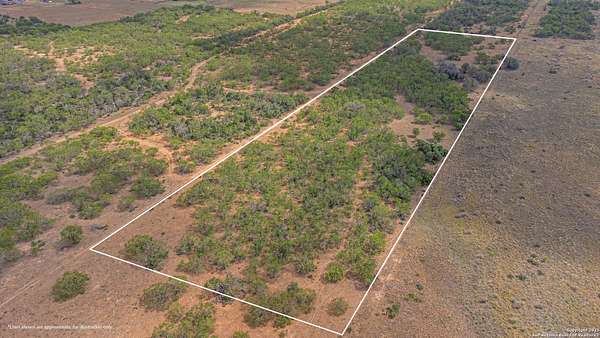 11.3 Acres of Recreational Land for Sale in Floresville, Texas