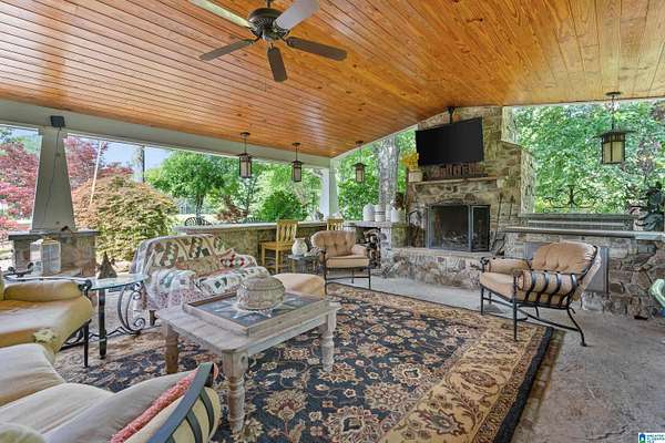 36 Acres of Land with Home for Sale in Hayden, Alabama