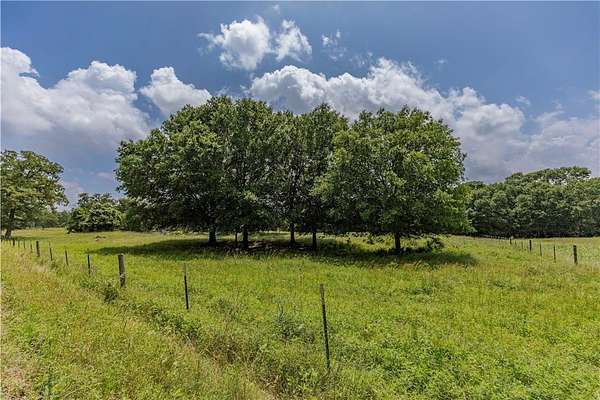7 Acres of Residential Land for Sale in New Ulm, Texas