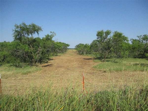 15 Acres of Land for Sale in Bowie, Texas