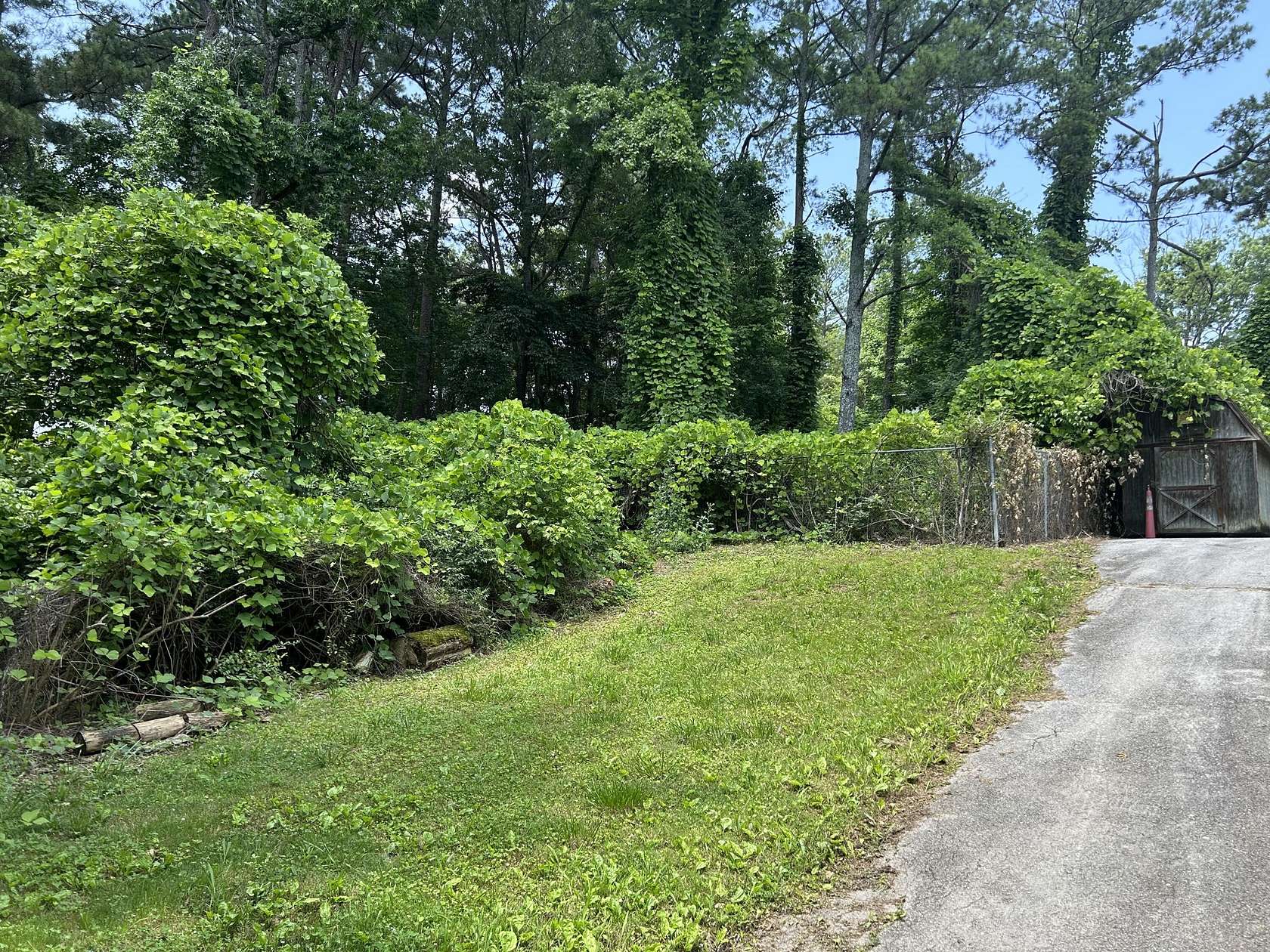 0.36 Acres of Residential Land for Sale in Chattanooga, Tennessee