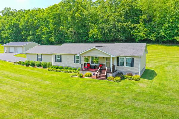 4.53 Acres of Residential Land with Home for Sale in Manchester, Kentucky