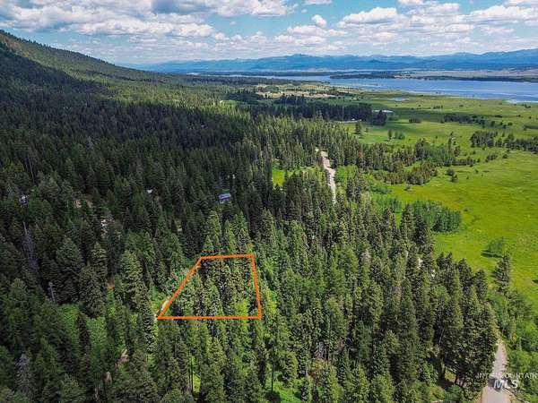 1 Acre of Residential Land for Sale in Donnelly, Idaho