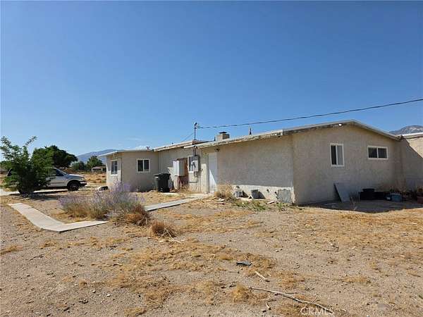 5 Acres of Residential Land with Home for Sale in Lucerne Valley, California