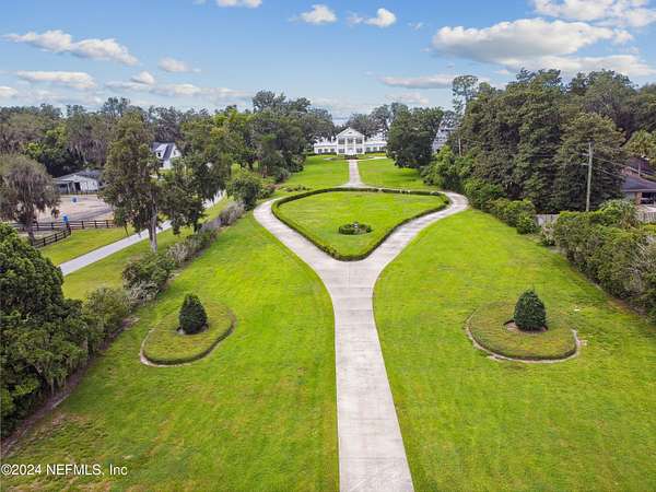 5.8 Acres of Land with Home for Sale in Jacksonville, Florida