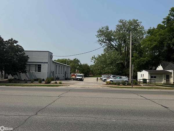 0.86 Acres of Commercial Land for Sale in Fairfield, Iowa
