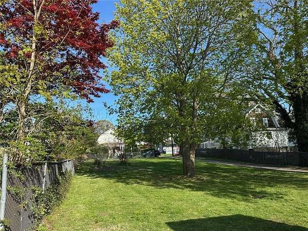 0.23 Acres of Residential Land for Sale in Westerly, Rhode Island