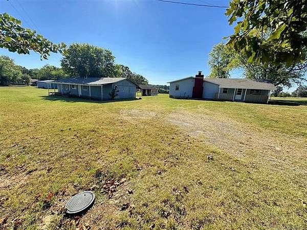 2 Acres of Improved Mixed-Use Land for Sale in Park Hill, Oklahoma