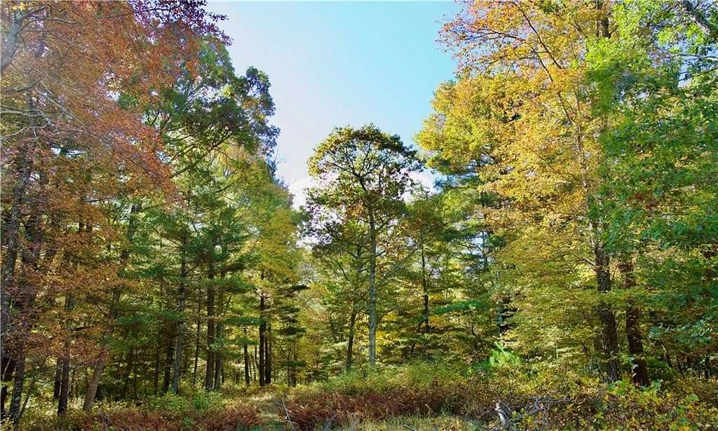 4.14 Acres of Residential Land for Sale in East Greenwich, Rhode Island