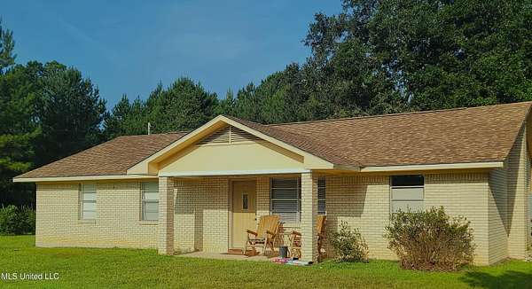 2.75 Acres of Residential Land with Home for Sale in Lucedale, Mississippi