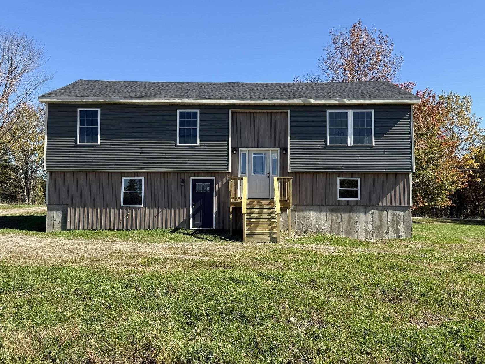 4.4 Acres of Residential Land with Home for Sale in Cambridge, Maine