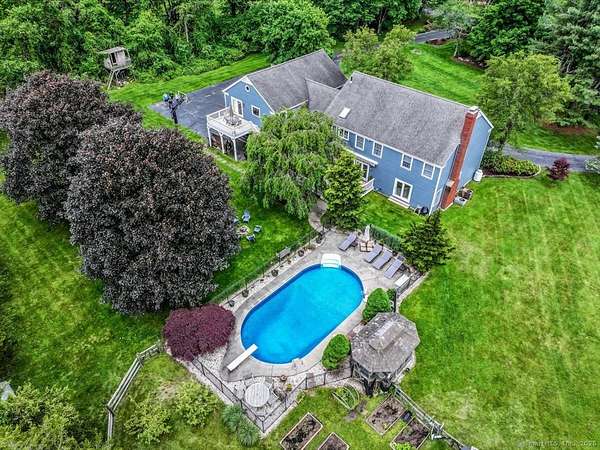 3.1 Acres of Residential Land with Home for Sale in Easton, Connecticut