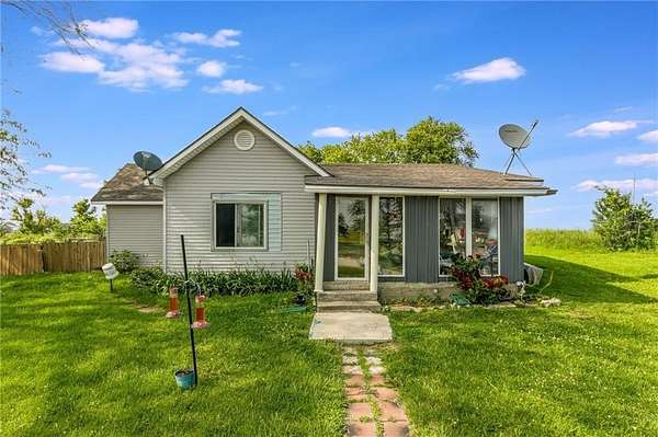 2.13 Acres of Residential Land with Home for Sale in Cowgill, Missouri