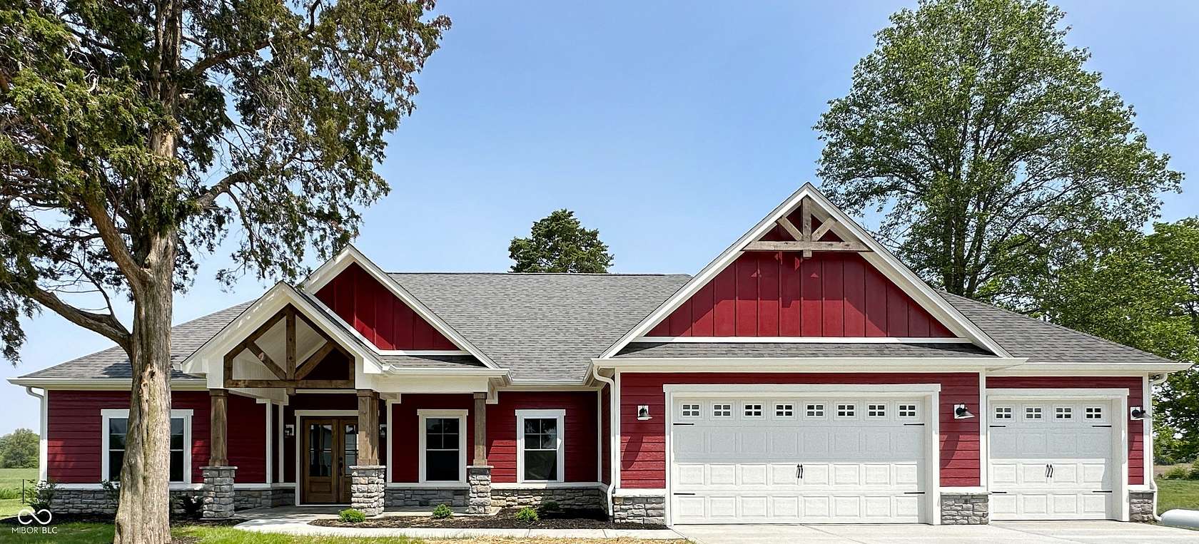 12.5 Acres of Land with Home for Sale in Mooresville, Indiana