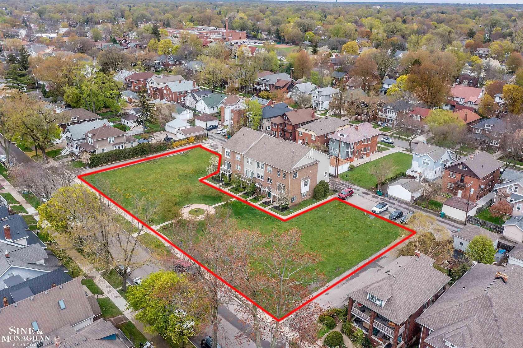 0.88 Acres of Residential Land for Sale in Grosse Pointe Park, Michigan