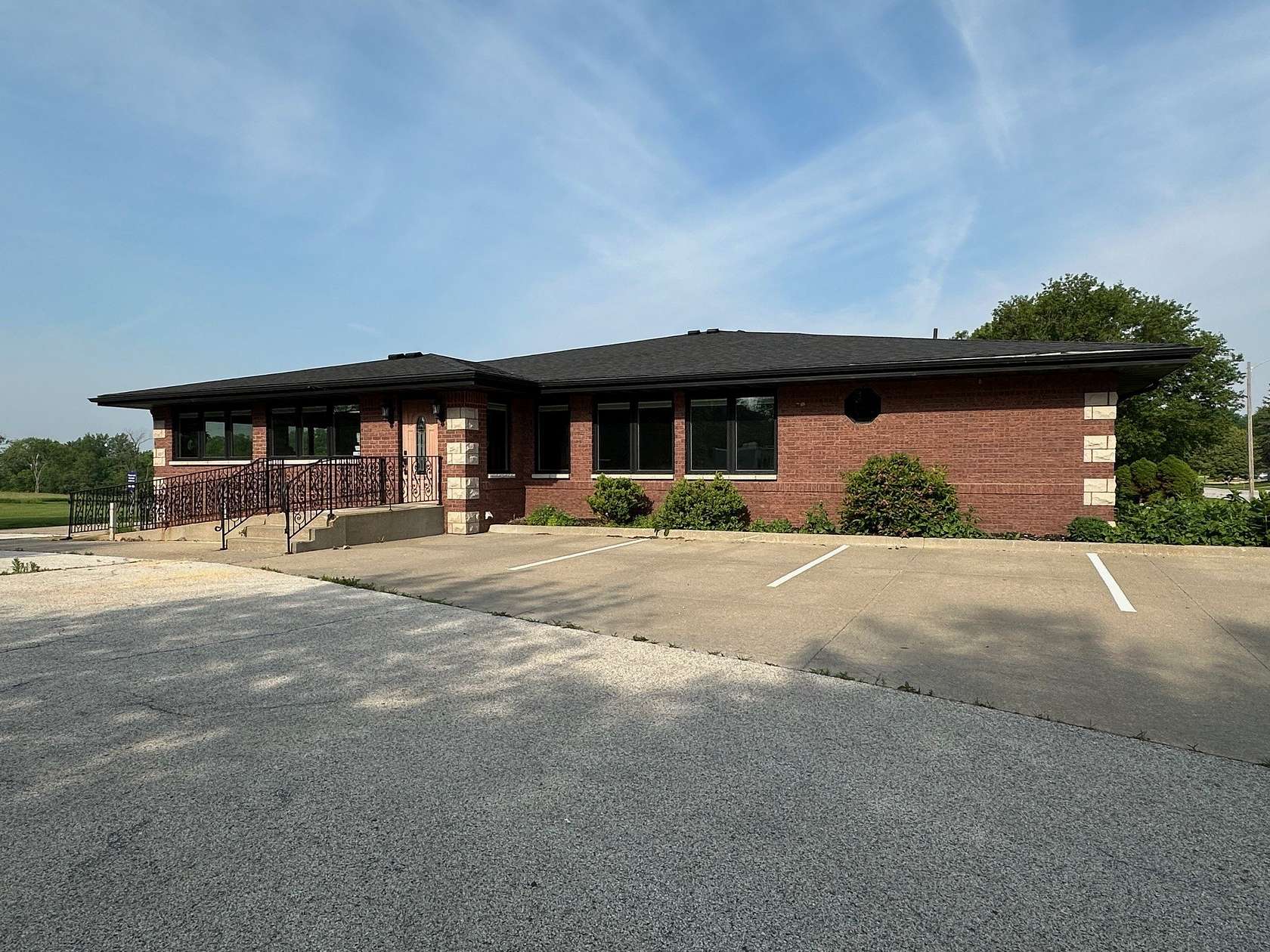 2.55 Acres of Residential Land for Sale in Winterset, Iowa