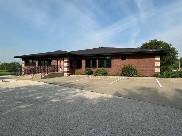 2.55 Acres of Residential Land for Sale in Winterset, Iowa