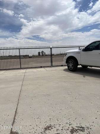2 Acres of Commercial Land for Lease in El Paso, Texas