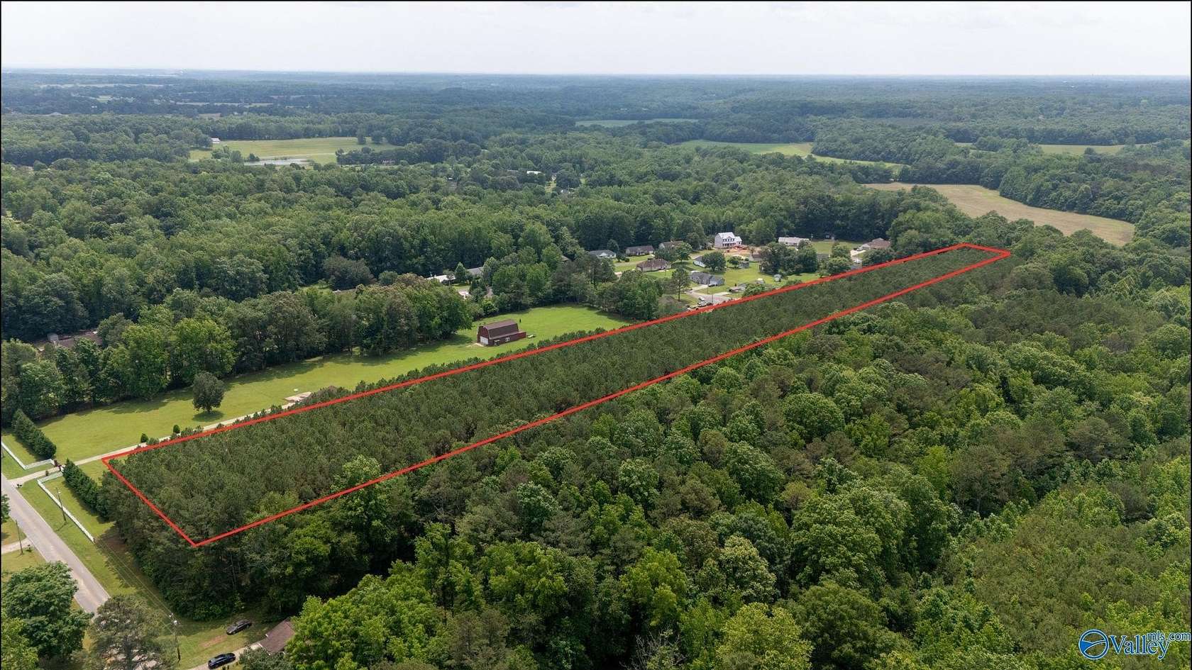 9 Acres of Agricultural Land for Sale in Toney, Alabama