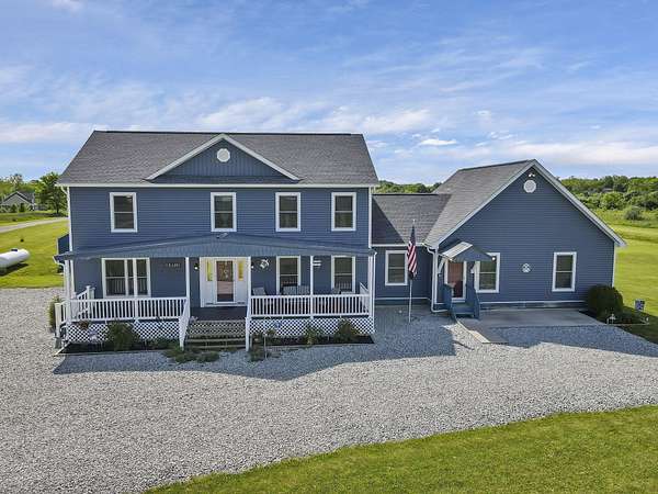 6.28 Acres of Land with Home for Sale in Circleville, Ohio