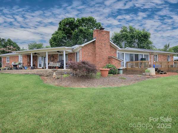 19.7 Acres of Land with Home for Sale in Mooresville, North Carolina