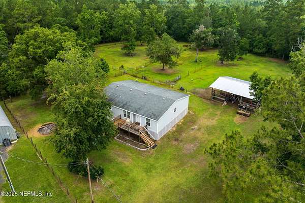 2.5 Acres of Residential Land with Home for Sale in Bryceville, Florida