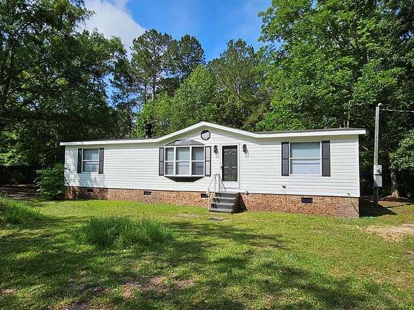 2.1 Acres of Residential Land with Home for Sale in Manning, South Carolina