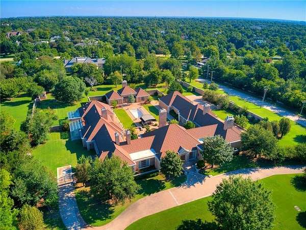 3 Acres of Residential Land for Sale in Nichols Hills, Oklahoma