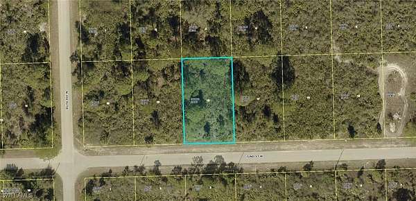 0.25 Acres of Residential Land for Sale in Lehigh Acres, Florida
