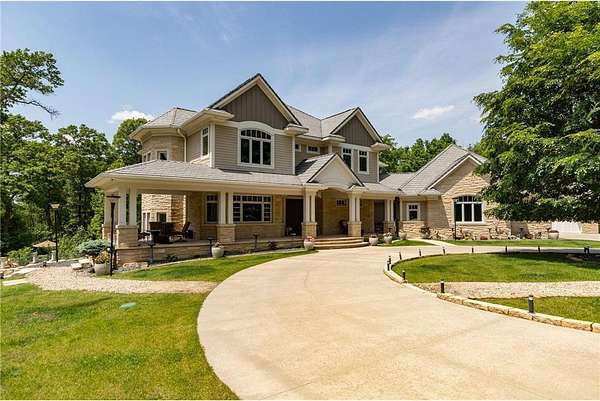 5 Acres of Residential Land with Home for Sale in Rochester, Minnesota