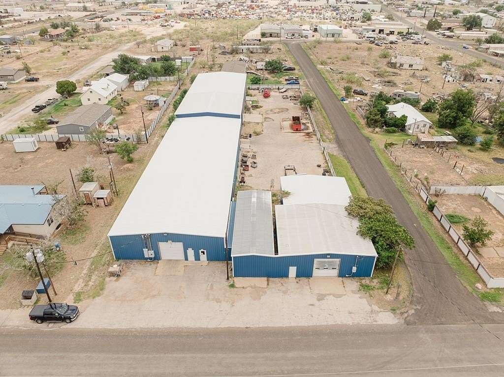 2 Acres of Improved Commercial Land for Sale in Odessa, Texas