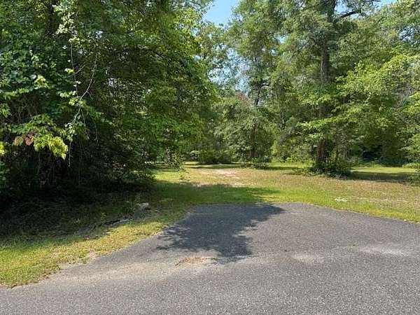5 Acres of Residential Land for Sale in Crawfordville, Florida