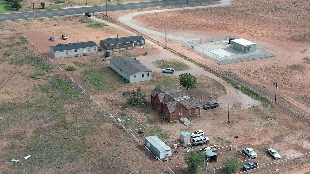 3 Acres of Improved Commercial Land for Sale in Midland, Texas