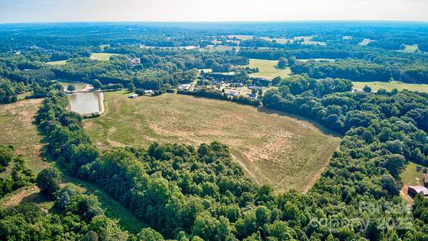 31 Acres of Recreational Land for Sale in Statesville, North Carolina