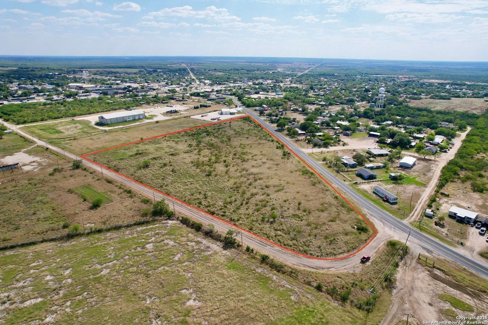 11 Acres of Commercial Land for Sale in Charlotte, Texas