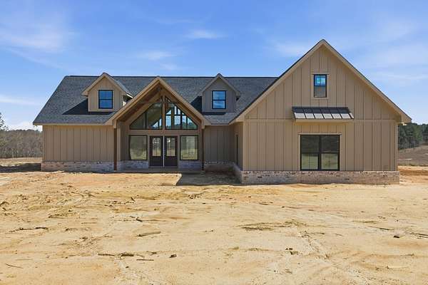 15.5 Acres of Land with Home for Sale in Aiken, South Carolina