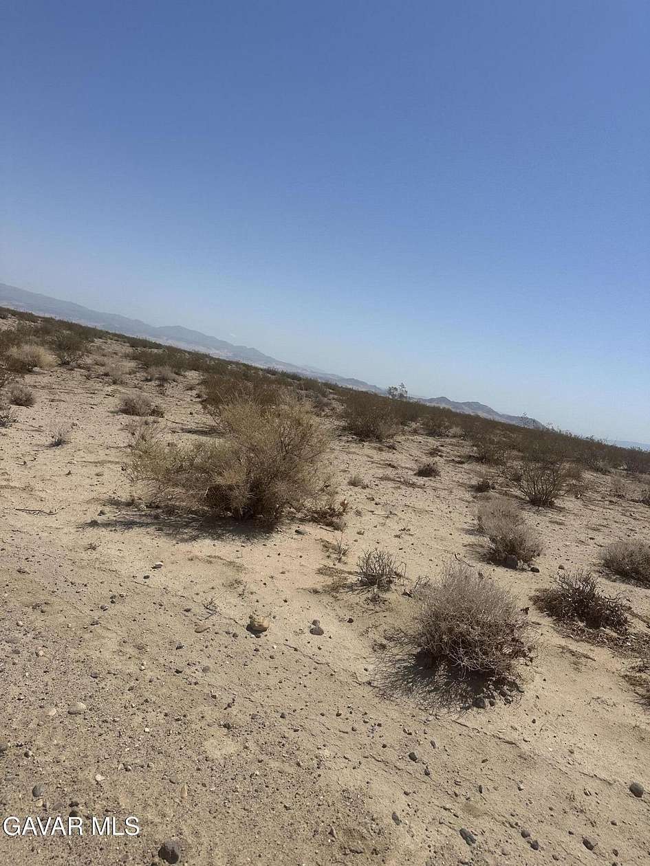 2.5 Acres of Residential Land for Sale in Palmdale, California